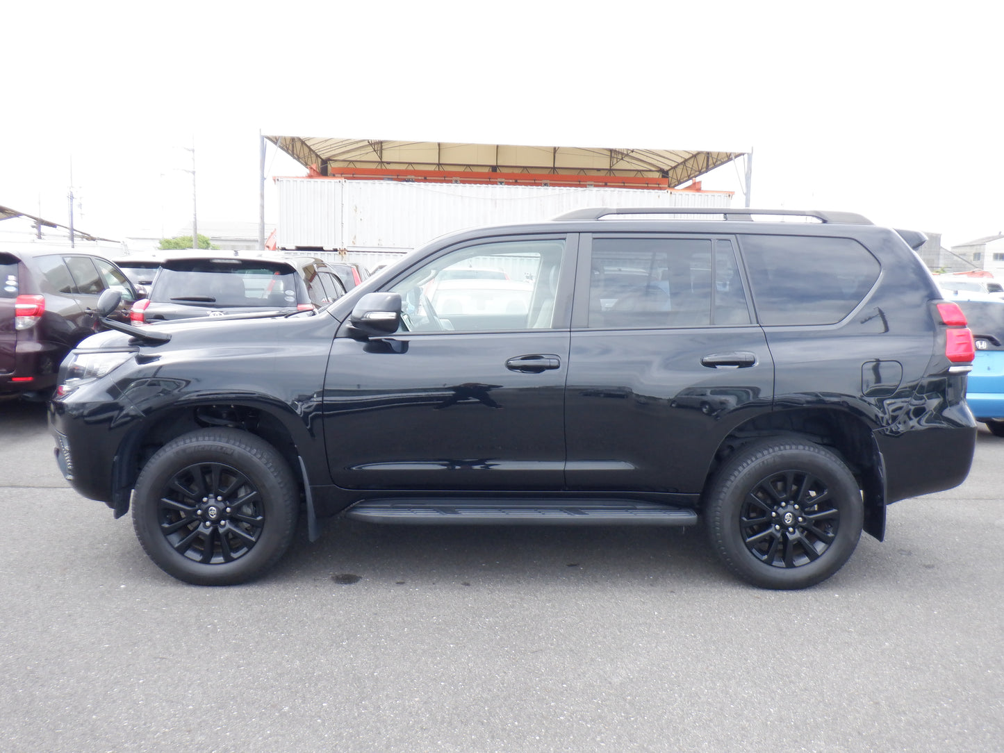 850 TOYOTA LAND CRUISER PRADO TX L PACKAGE MATTE BLACK EDITION 2022 TRJ150-0150825