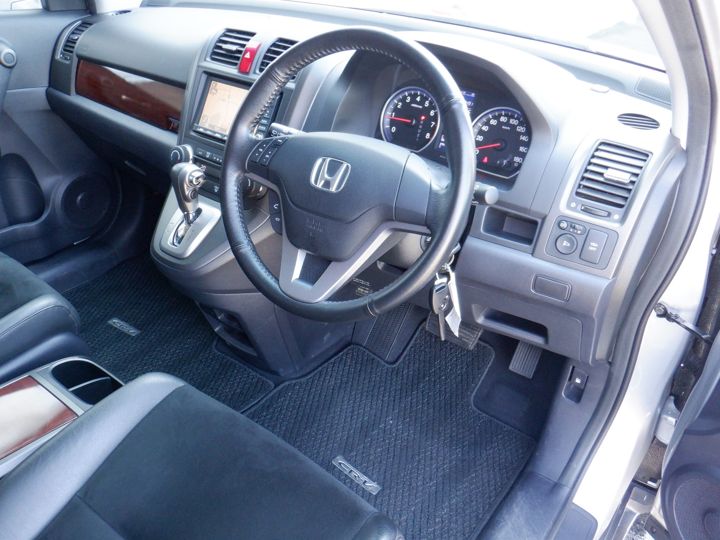 837 HONDA CR-V ZL HDD NAVI ALCANTARA STYLE 2010 / Milage: 42,500 Km