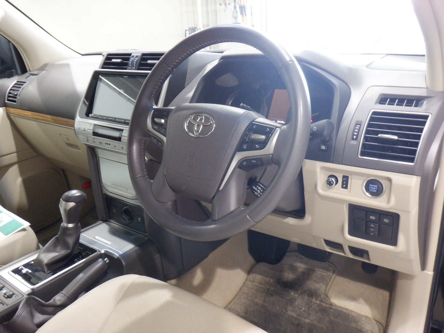 850 TOYOTA LAND CRUISER PRADO TX L PACKAGE MATTE BLACK EDITION 2022 / Milage: 34,500 Km