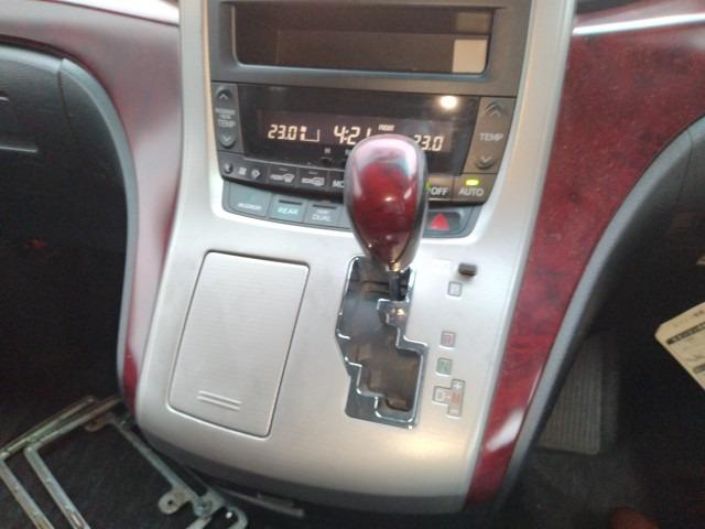 902 TOYOTA ALPHARD 240G 2010 / Milage: 220745 Km