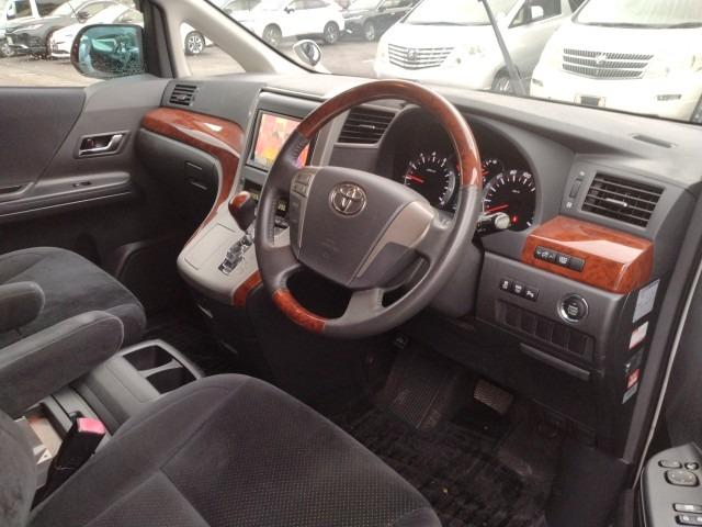 904 TOYOTA ALPHARD 240G 2010 / Milage: 175,228 Km