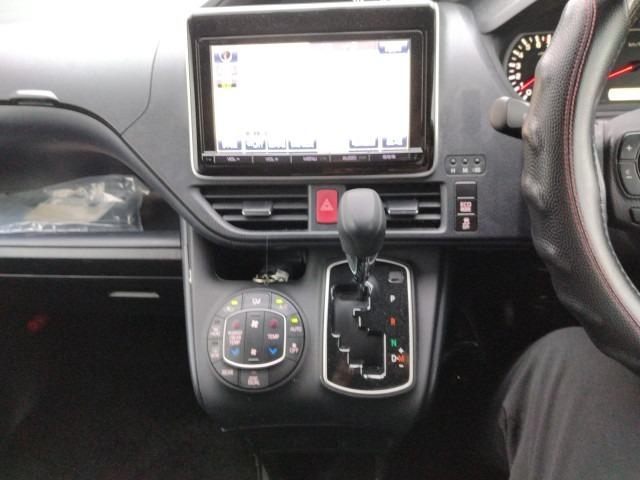 907 TOYOTA NOAH X DELIGHT PLUS 2016 / Milage: 125,910 Km