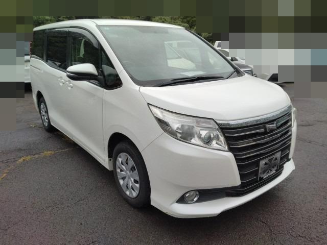 907 TOYOTA NOAH X DELIGHT PLUS 2016 / Milage: 125,910 Km