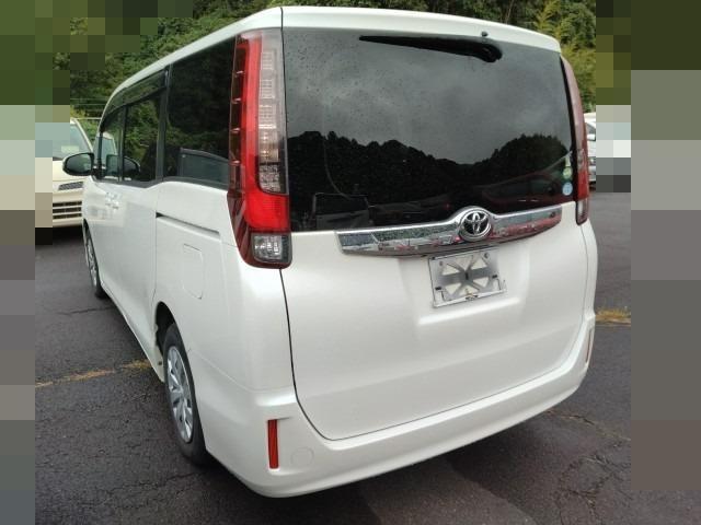 907 TOYOTA NOAH X DELIGHT PLUS 2016 / Milage: 125,910 Km