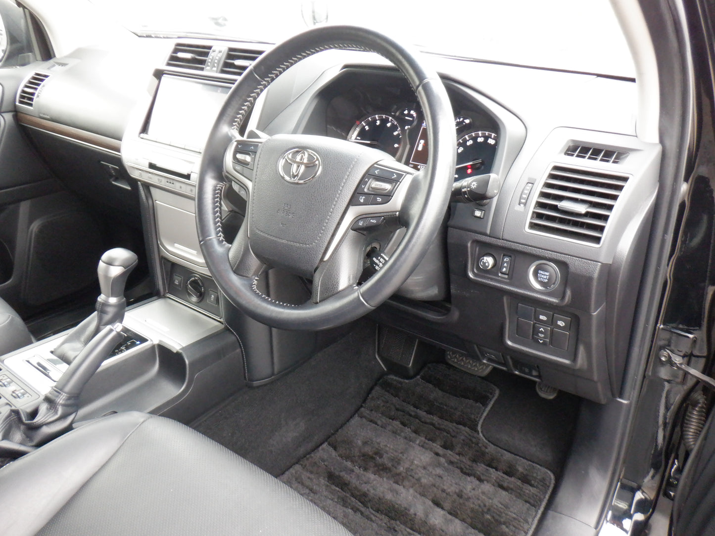 878 TOYOTA LAND CRUISER PRADO TX L PACKAGE 2018 TRJ150-0082934