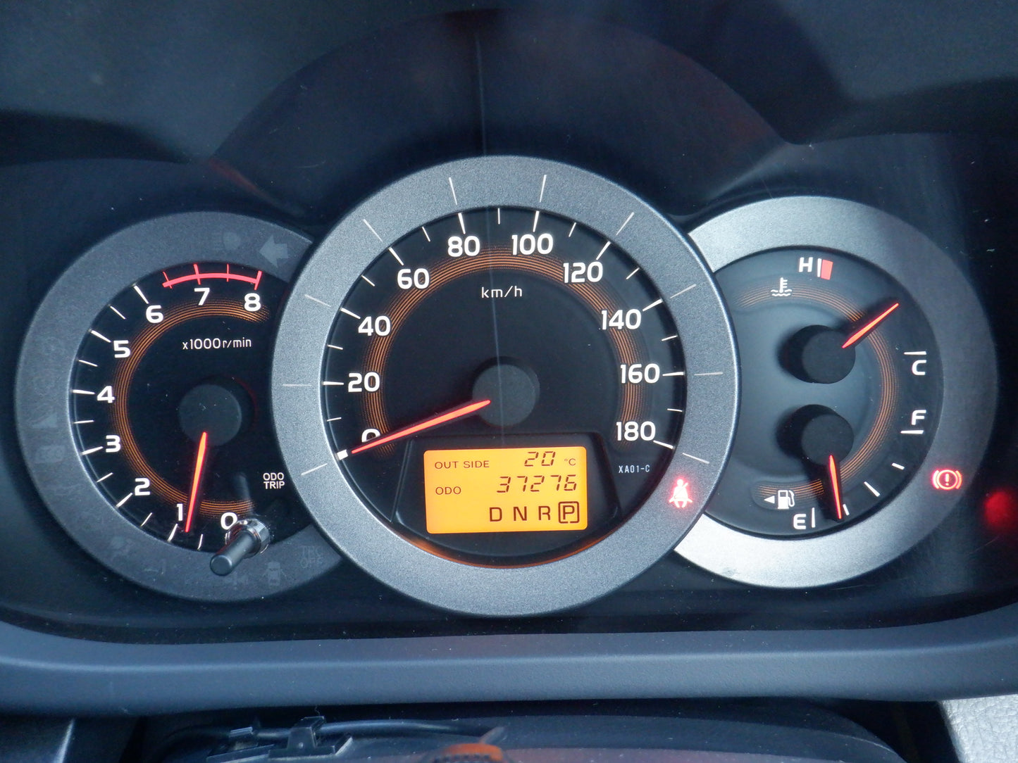 830 TOYOTA RAV4 STYLE 2011 Milage: 37,300 Km
