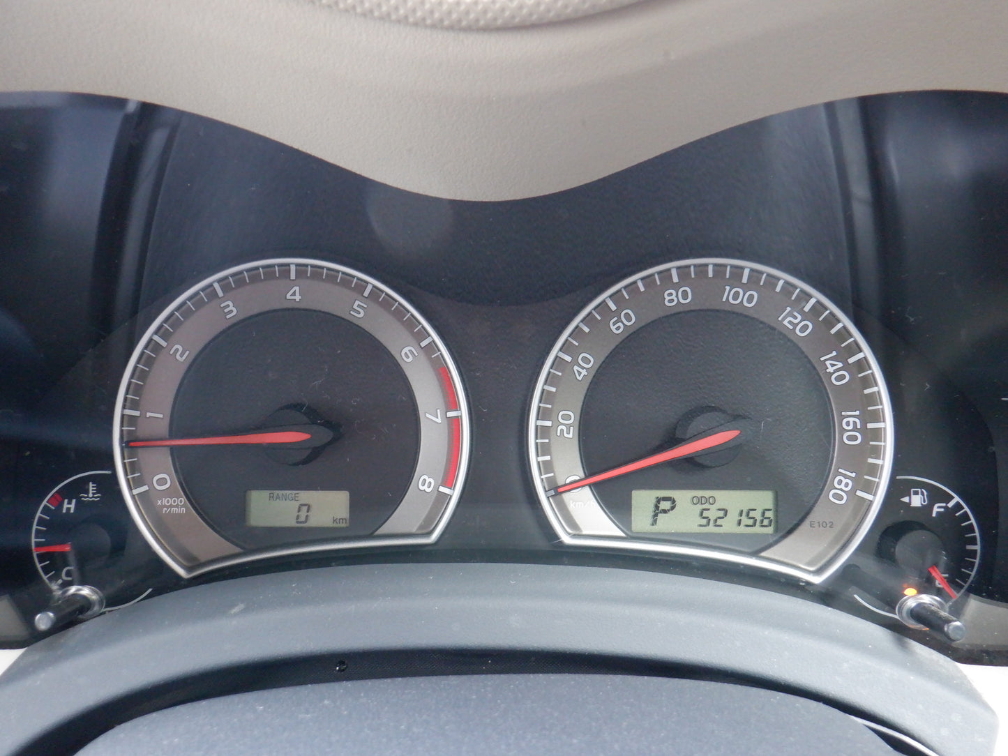840 TOYOTA AURIS 150X M PACKAGE 2010 / Mileage: 52,200 km