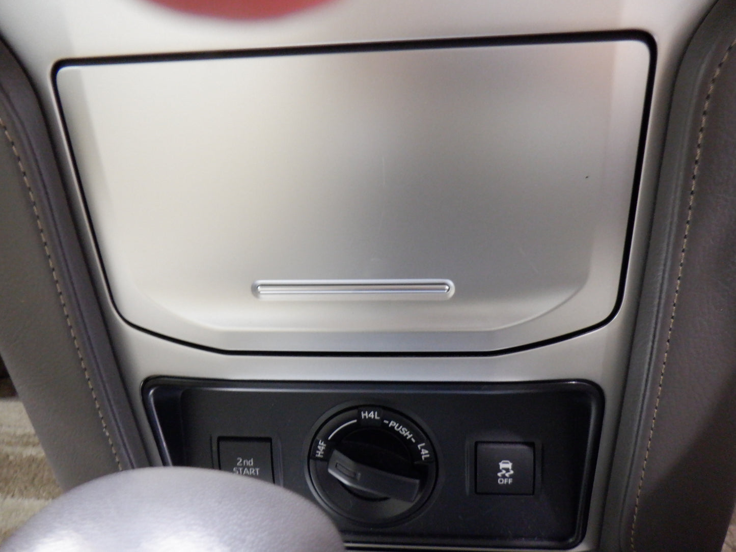 850 TOYOTA LAND CRUISER PRADO TX L PACKAGE MATTE BLACK EDITION 2022 / Milage: 34,500 Km
