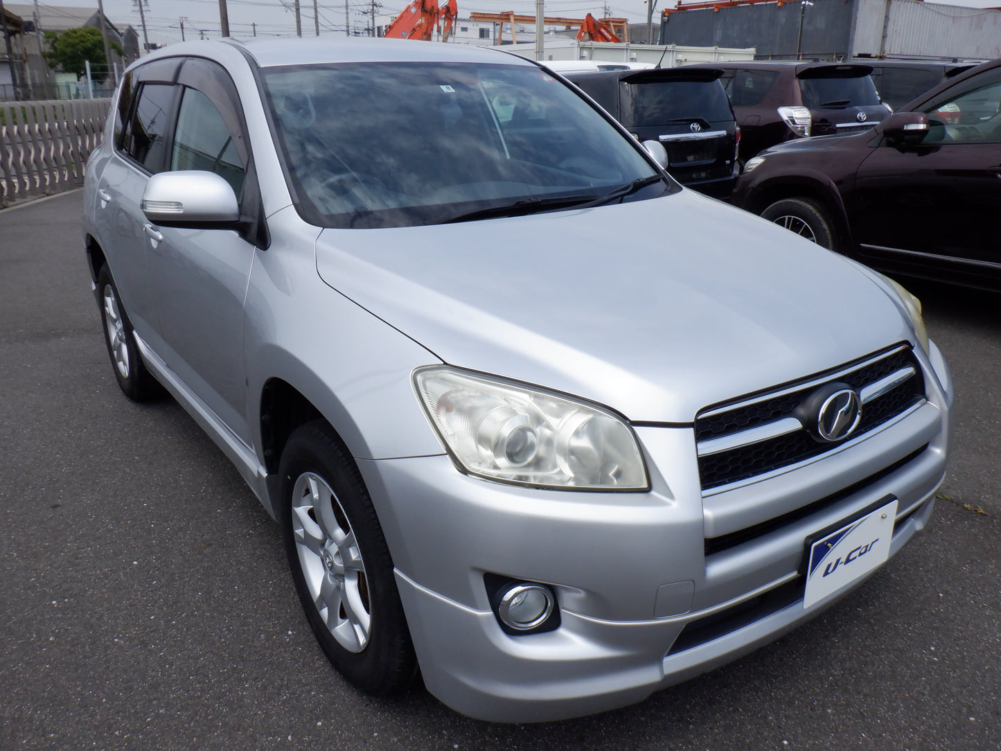 830 TOYOTA RAV4 STYLE 2011 Milage: 37,300 Km