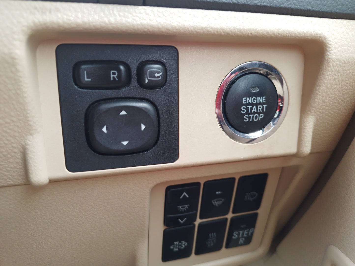 264. Toyota Land Cruiser Prado TZ-G 2015