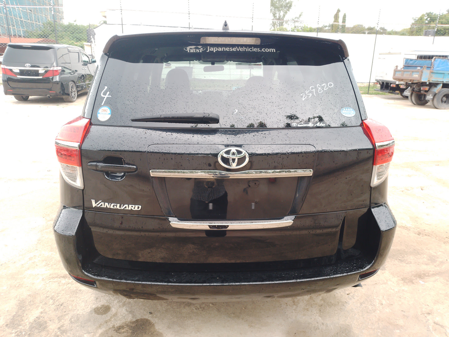 377. Toyota Vanguard 240S S-packege Alkantala 2013