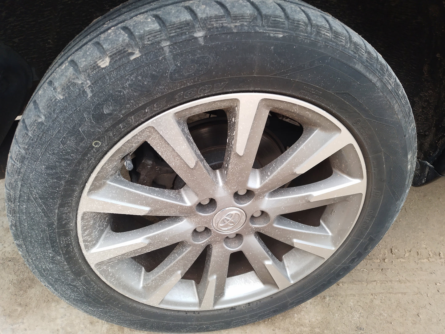 377. Toyota Vanguard 240S S-packege Alkantala 2013