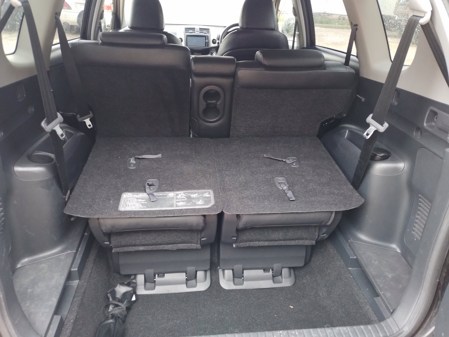 377. Toyota Vanguard 240S S-packege Alkantala 2013