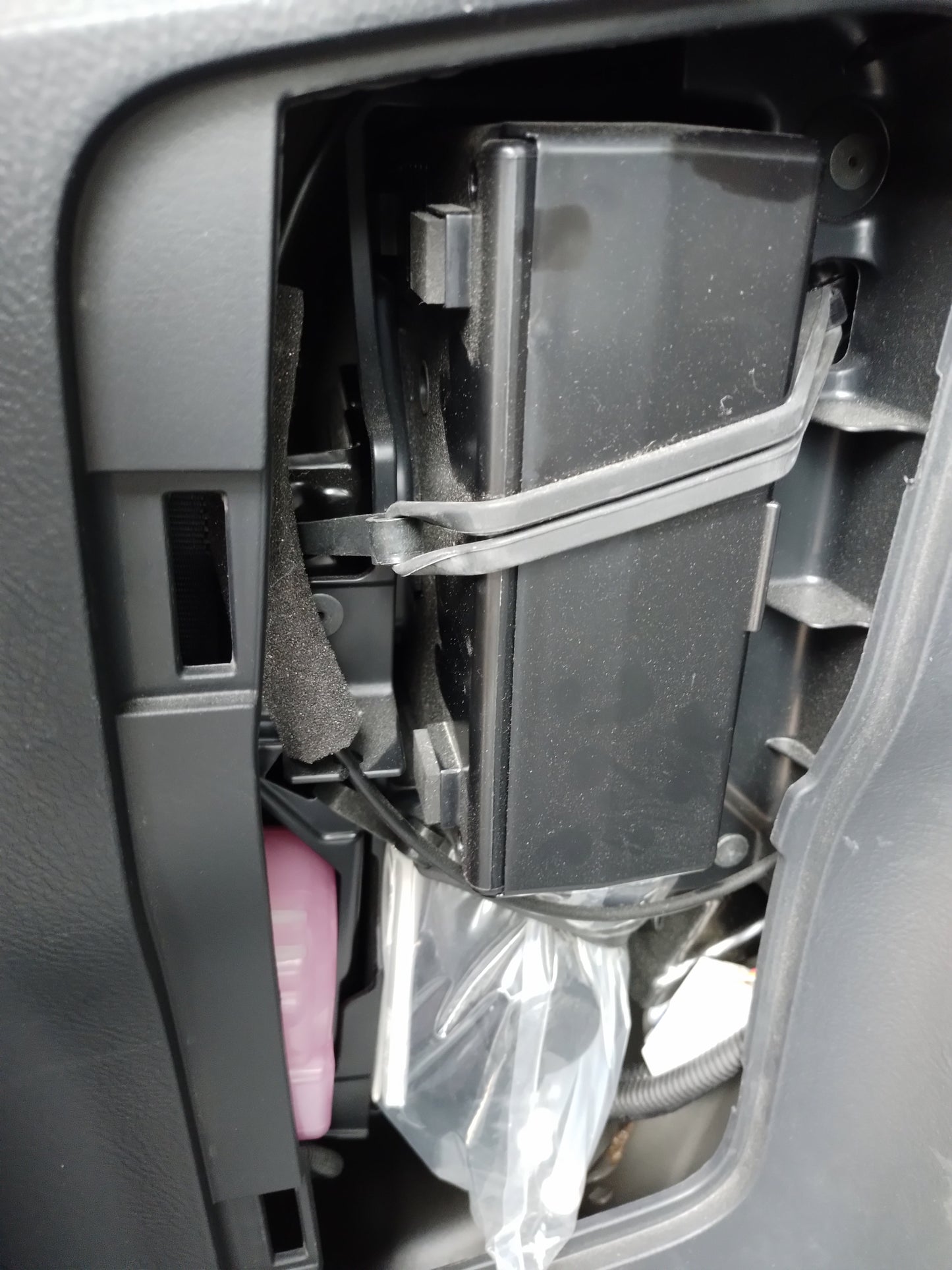 377. Toyota Vanguard 240S S-packege Alkantala 2013