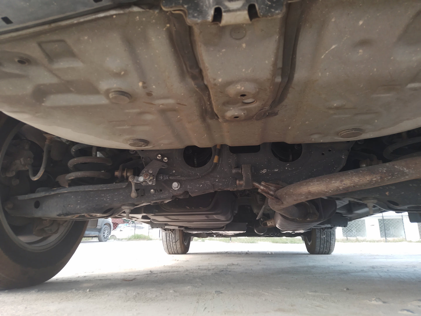 391. Toyota Harrier Elegance 2014