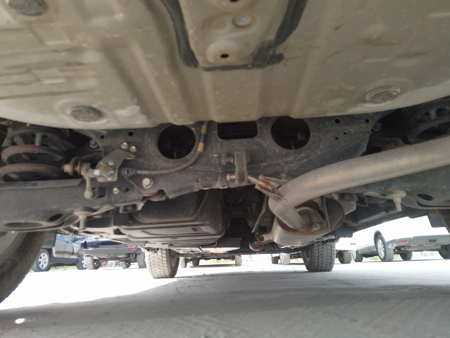 392. Toyota Harrier Elegance 2014