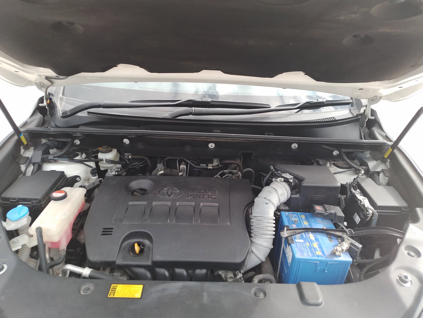 392. Toyota Harrier Elegance 2014