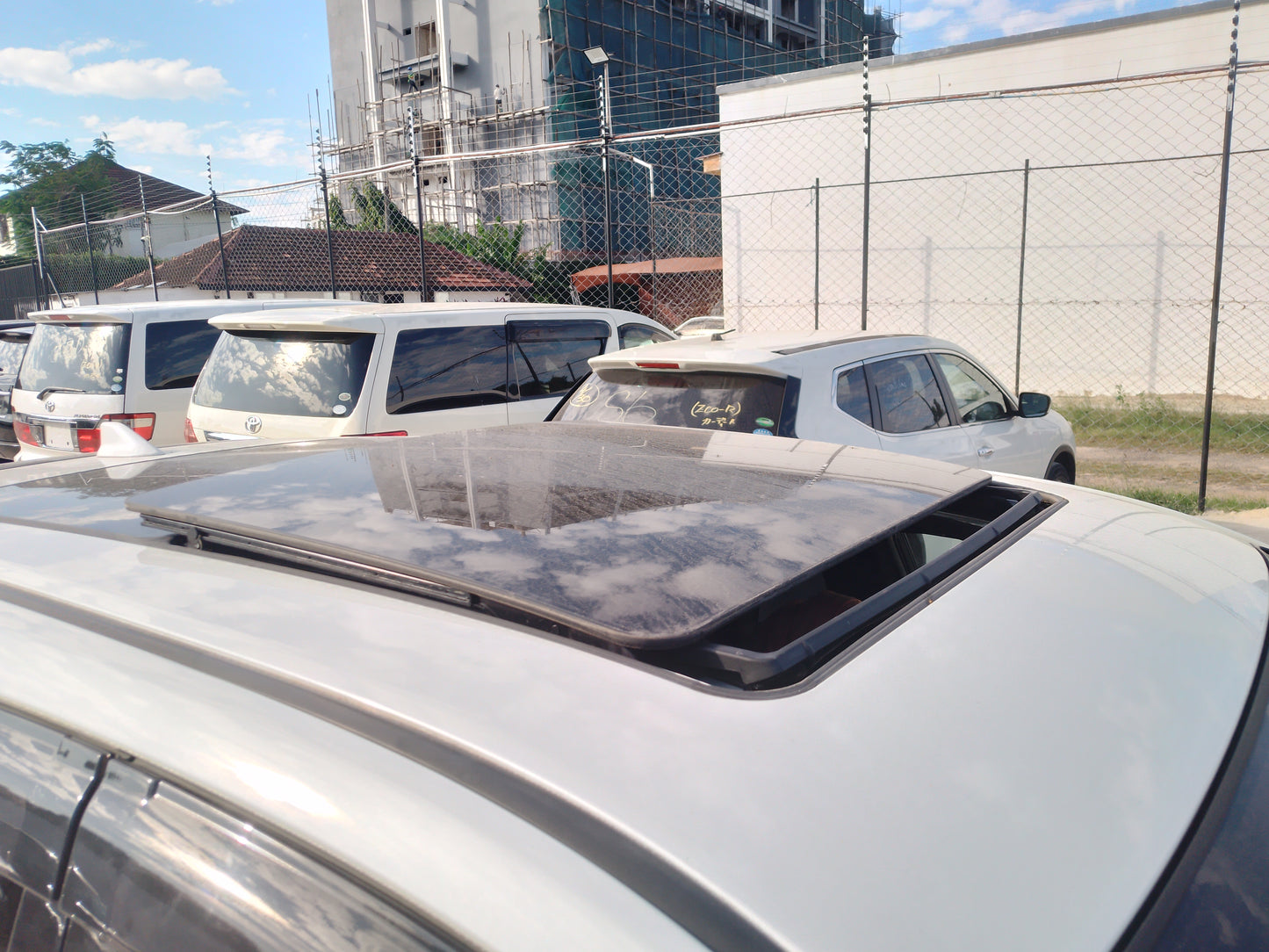 392. Toyota Harrier Elegance 2014