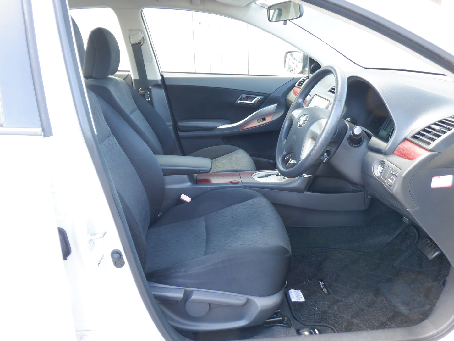 908 TOYOTA ALLION A20 2010 ZRT261-3016584