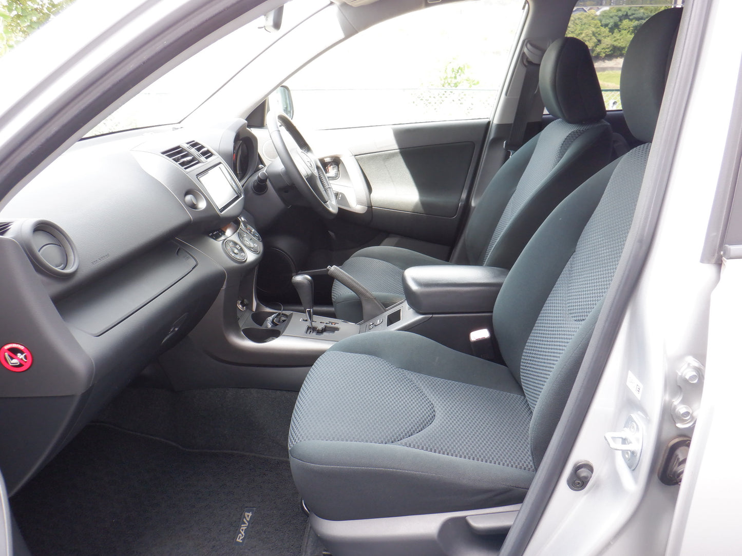 830 TOYOTA RAV4 STYLE 2011 Milage: 37,300 Km