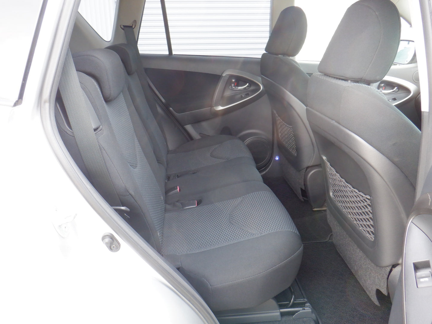 830 TOYOTA RAV4 STYLE 2011 Milage: 37,300 Km