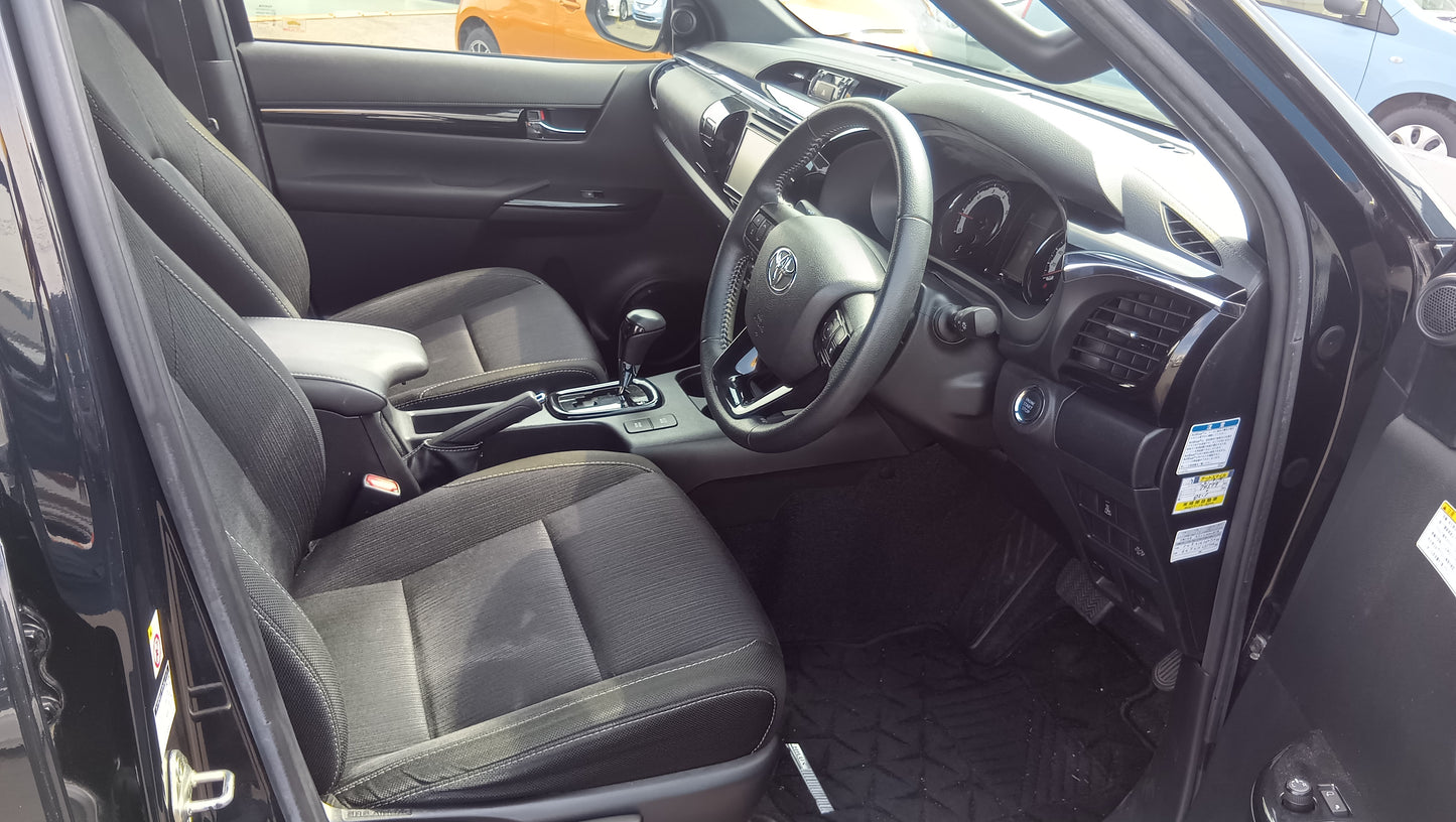 845. TOYOTA HILUX Z BLACK RALLY EDITION 2019
