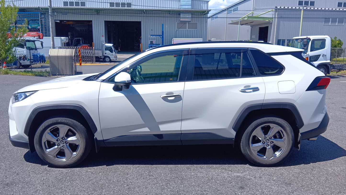 844. TOYOTA RAV-4 G 2020