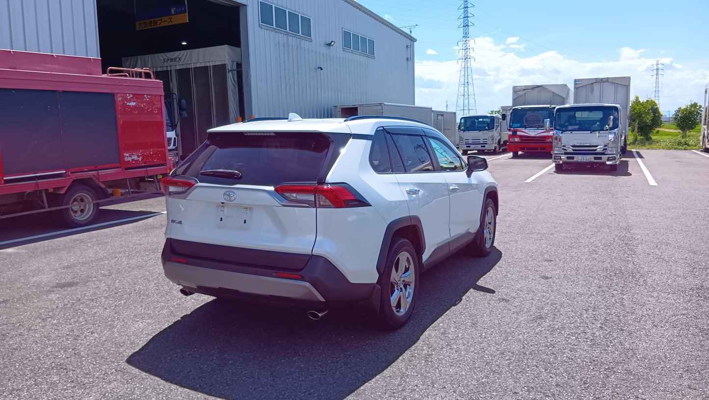 844. TOYOTA RAV-4 G 2020
