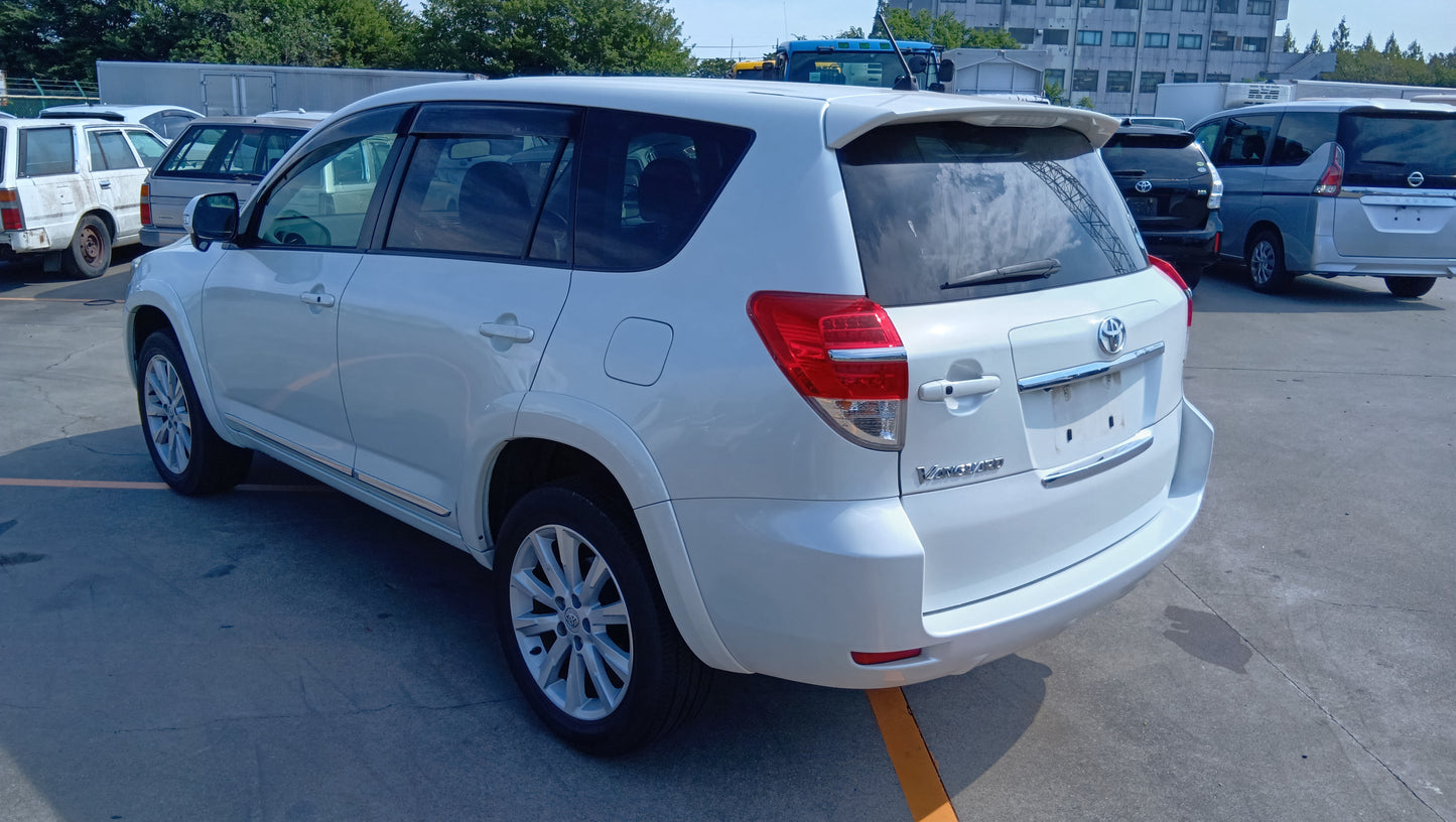 851. Toyota Vanguard 240S S-PKG 2011