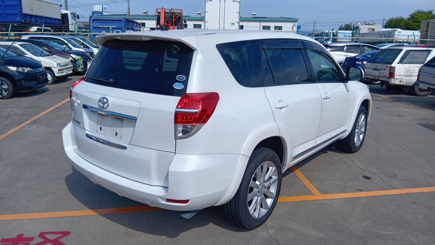 851. Toyota Vanguard 240S S-PKG 2011