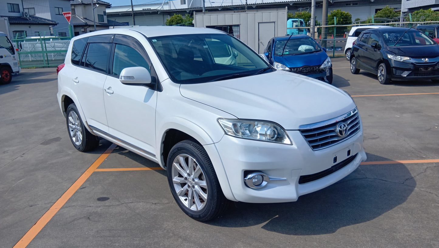 851. Toyota Vanguard 240S S-PKG 2011