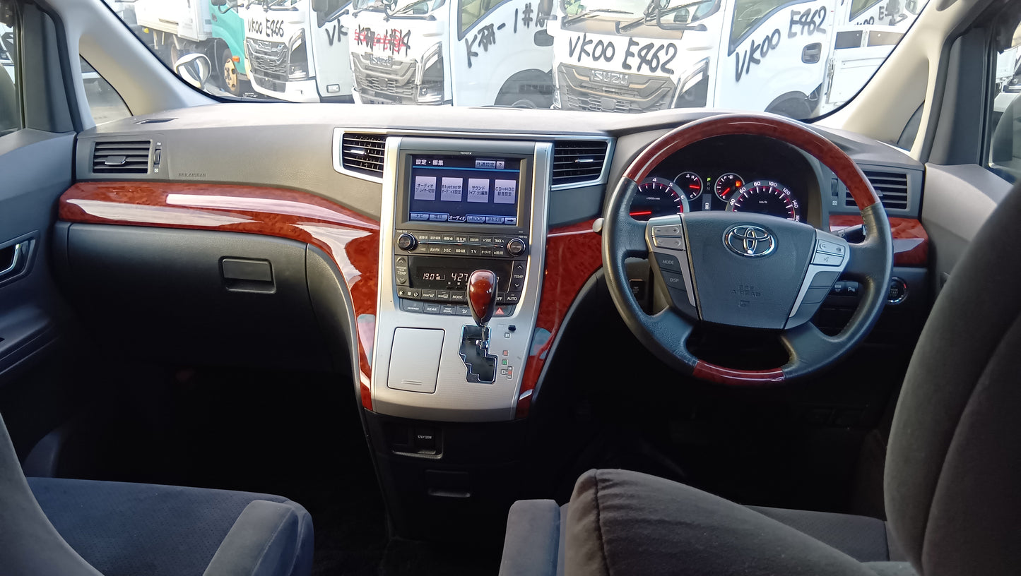 874. TOYOTA Alphard 240S Premium Selection II 2010