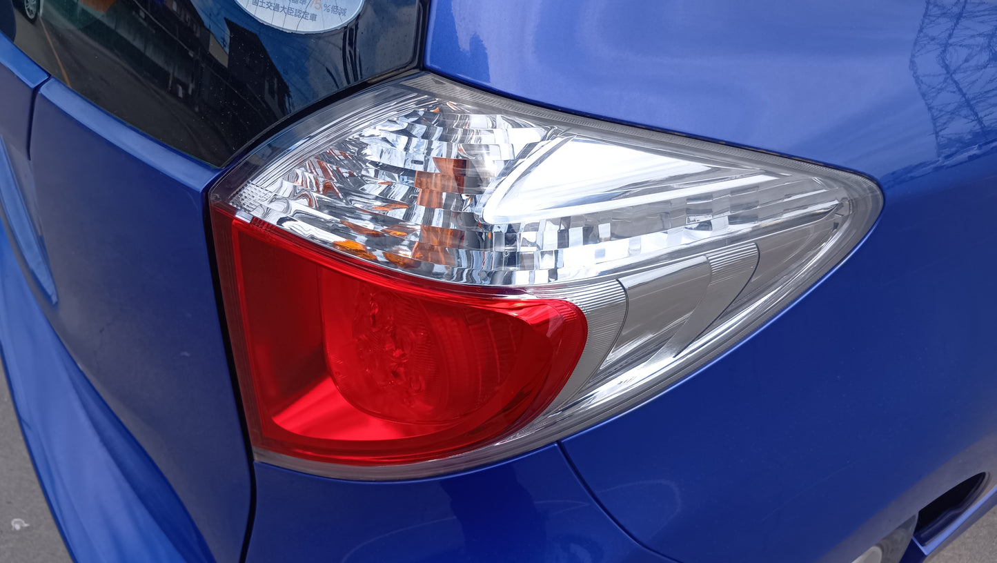 894. TOYOTA RACTIS S