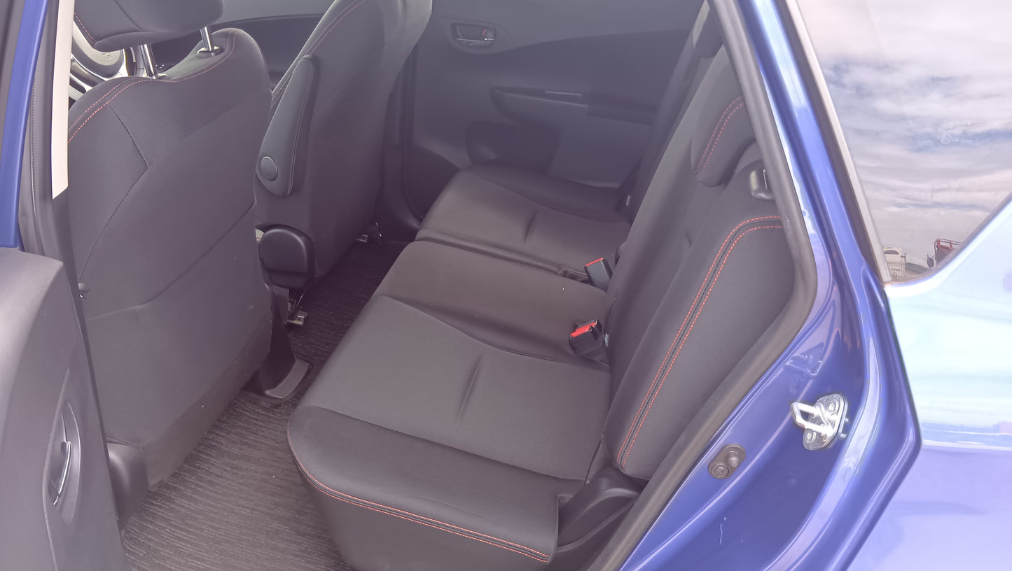 894. TOYOTA RACTIS S