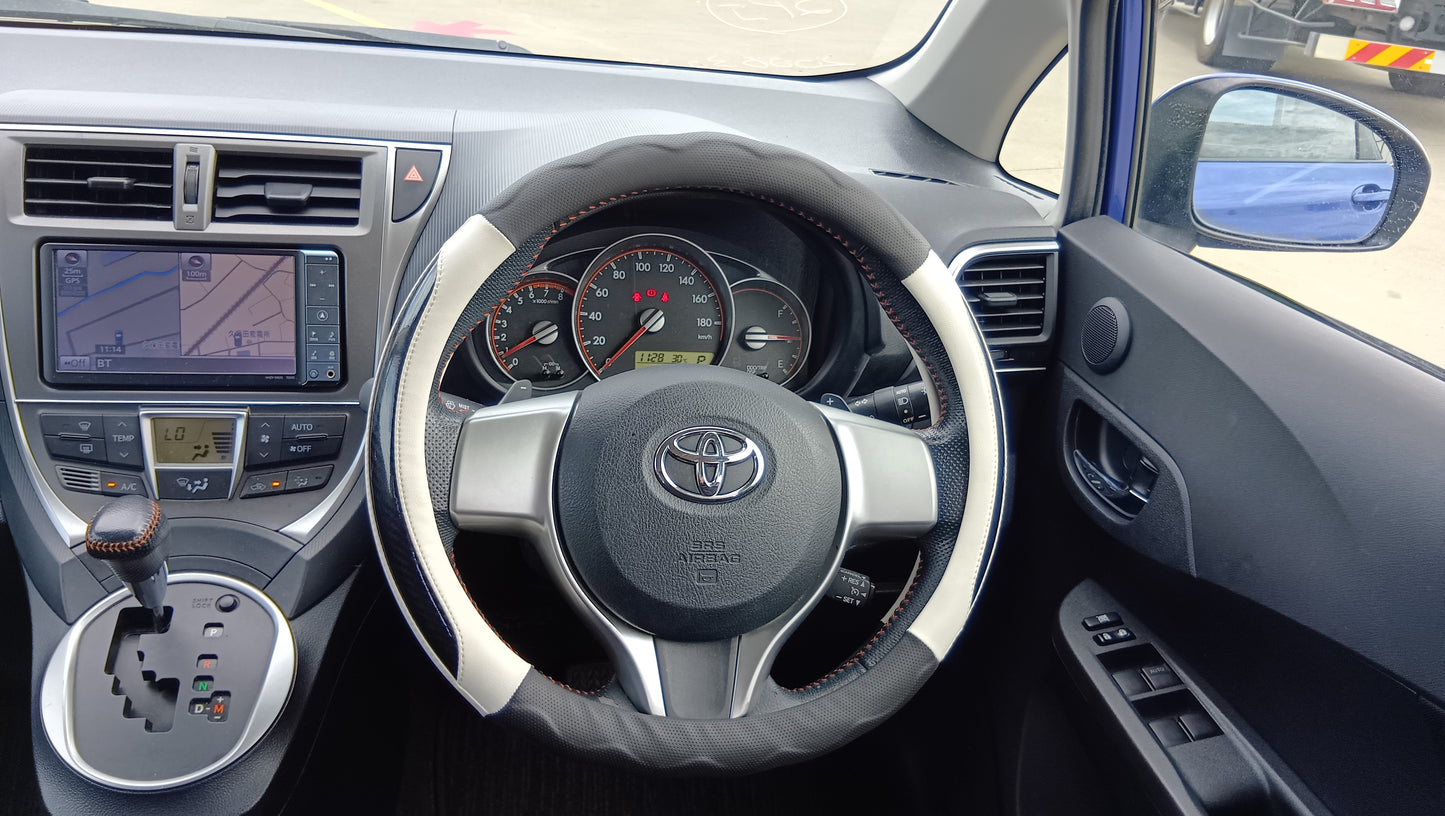 894. TOYOTA RACTIS S