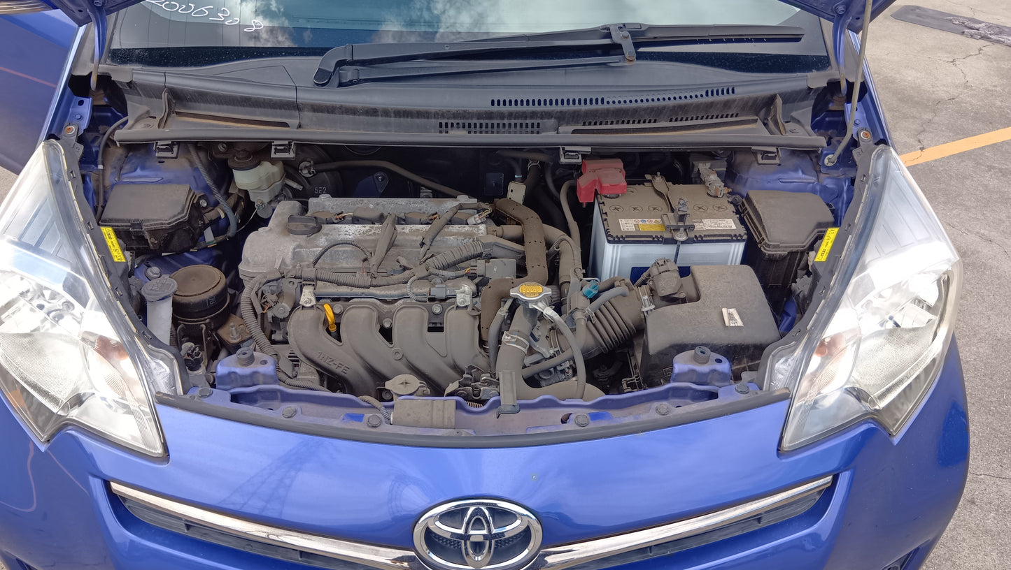 894. TOYOTA RACTIS S