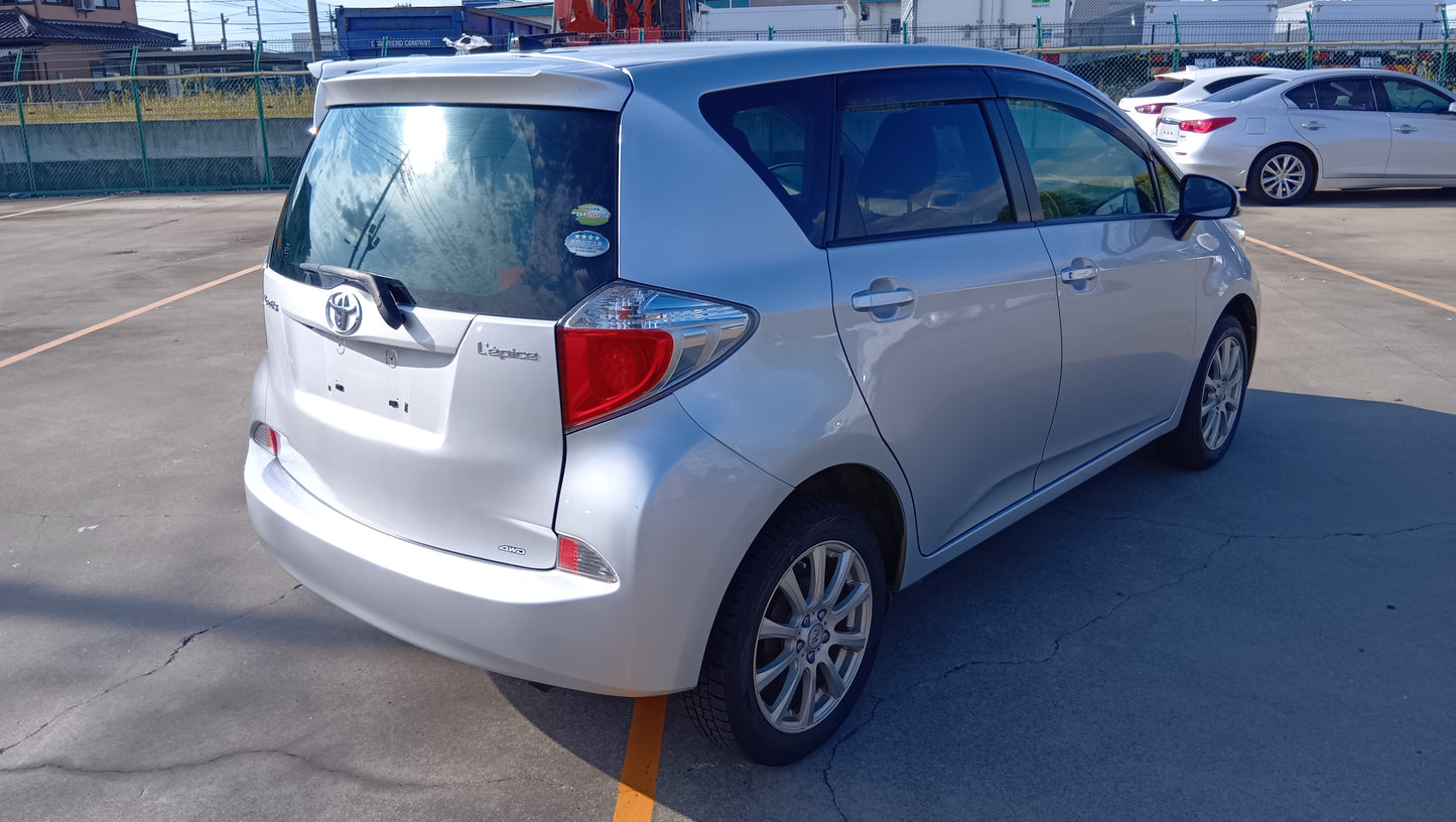892. TOYOTA RACTIS LEPICE 2011