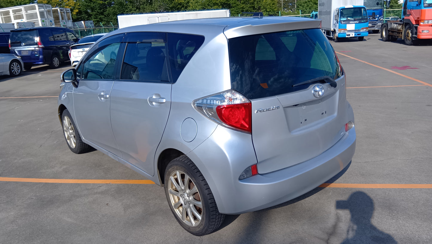 892. TOYOTA RACTIS LEPICE 2011