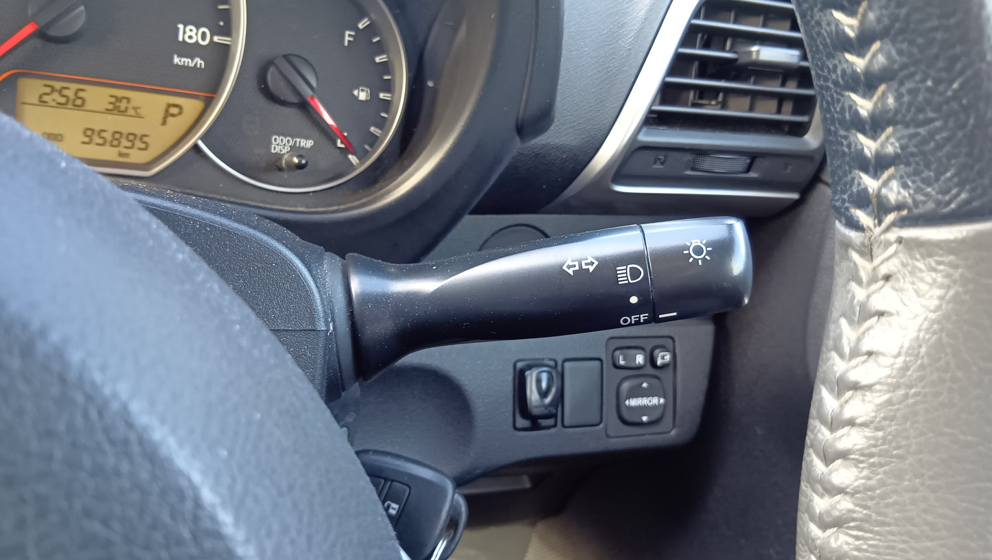 892. TOYOTA RACTIS LEPICE 2011