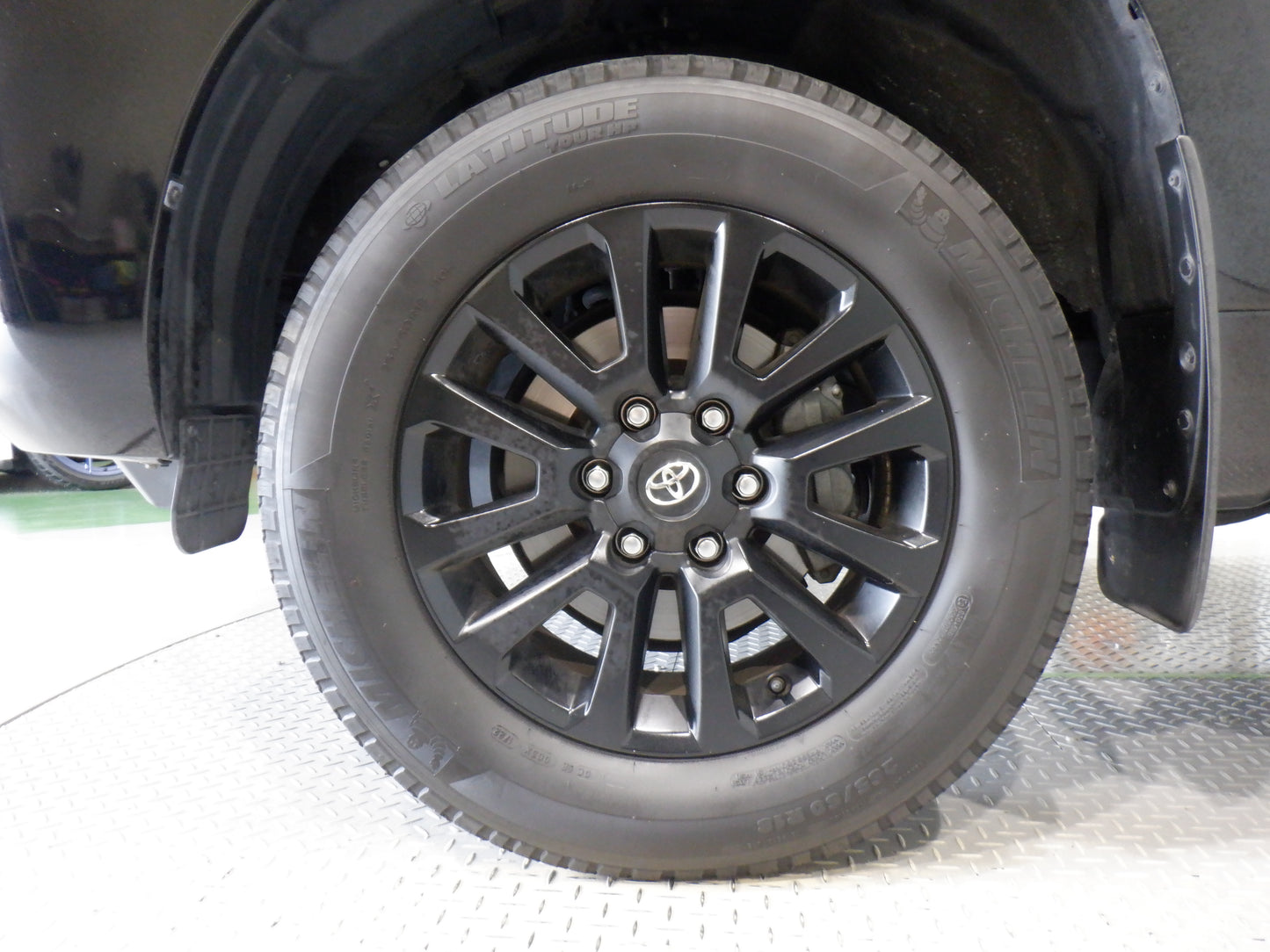 850 TOYOTA LAND CRUISER PRADO TX L PACKAGE MATTE BLACK EDITION 2022 / Milage: 34,500 Km