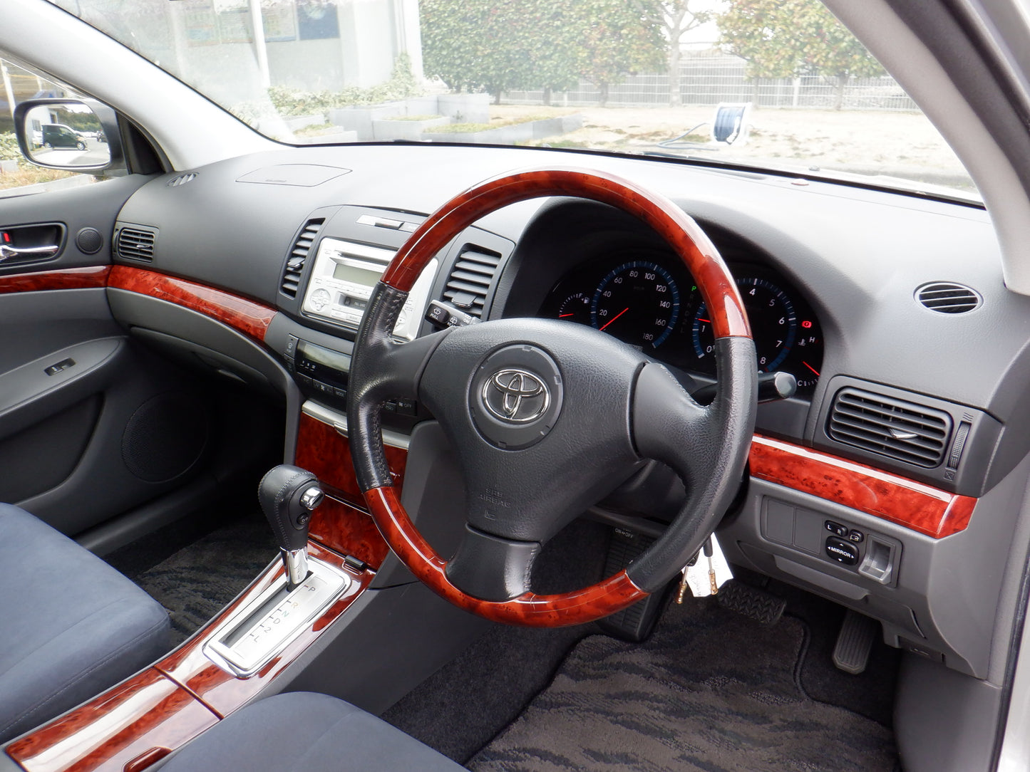 833 TOYOTA ALLION A15 G PACKAGE 2004 / Milage: 31,300 Km