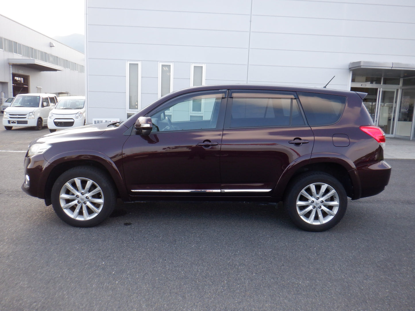 849 TOYOTA VANGUARD 240S S PACKAGE 2010 / Milage: 50,200 Km