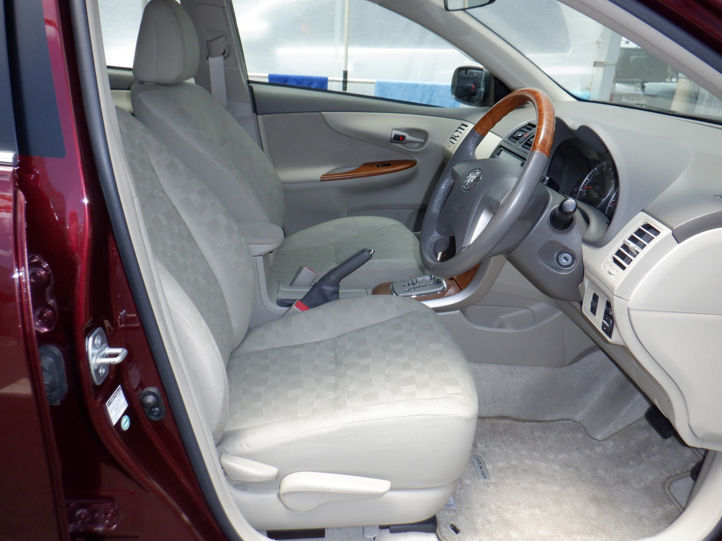 835 TOYOTA COROLLA AXIO G 2010 ,Milage: 47,000 Km