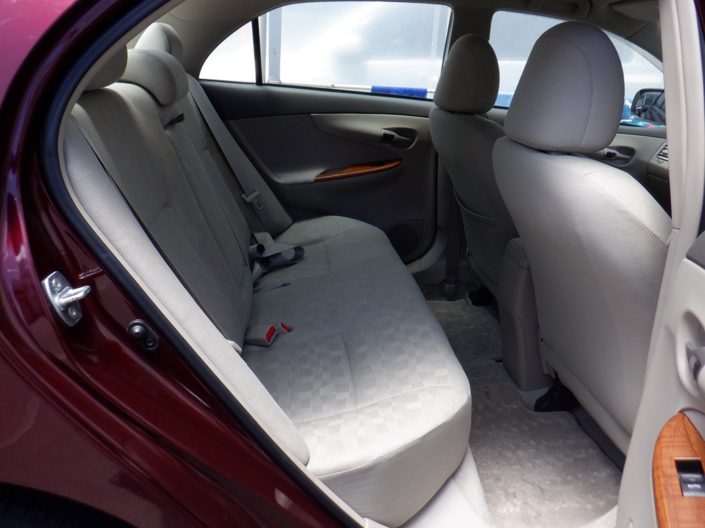 835 TOYOTA COROLLA AXIO G 2010 ,Milage: 47,000 Km