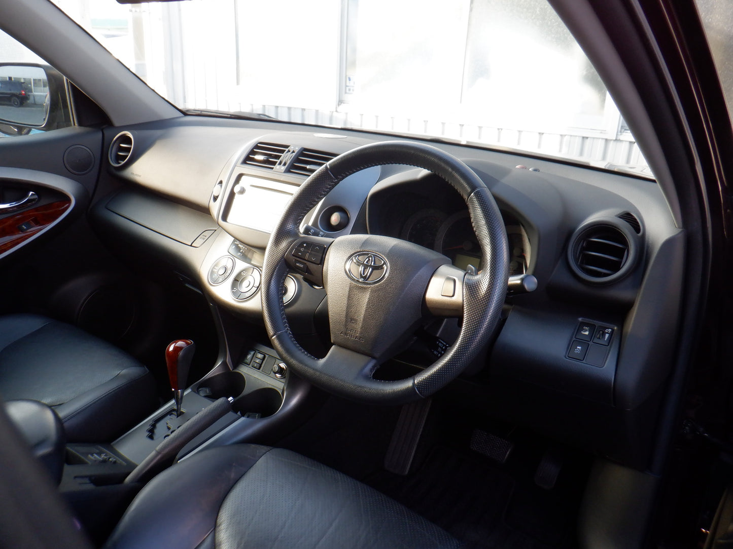 847 TOYOTA VANGUARD 240S G PACKAGE 2010 / Milage: 26,500 Km