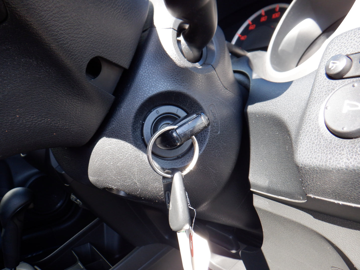 866 HONDA FIT G 2010 GE6-1423611