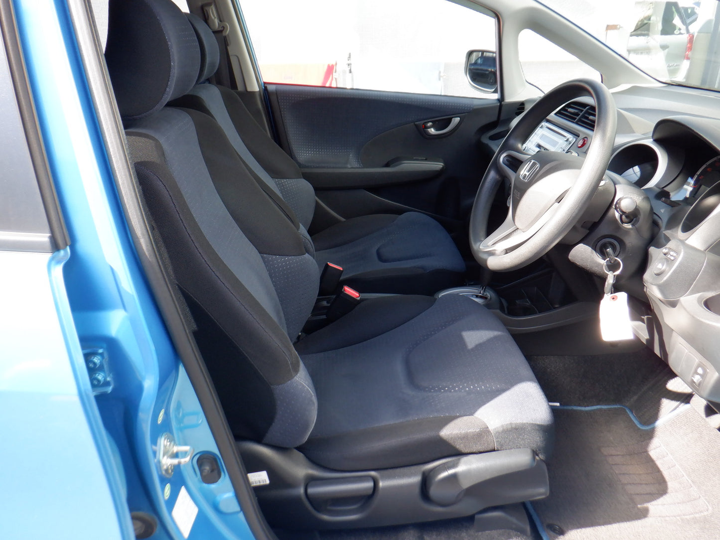 866 HONDA FIT G 2010 GE6-1423611