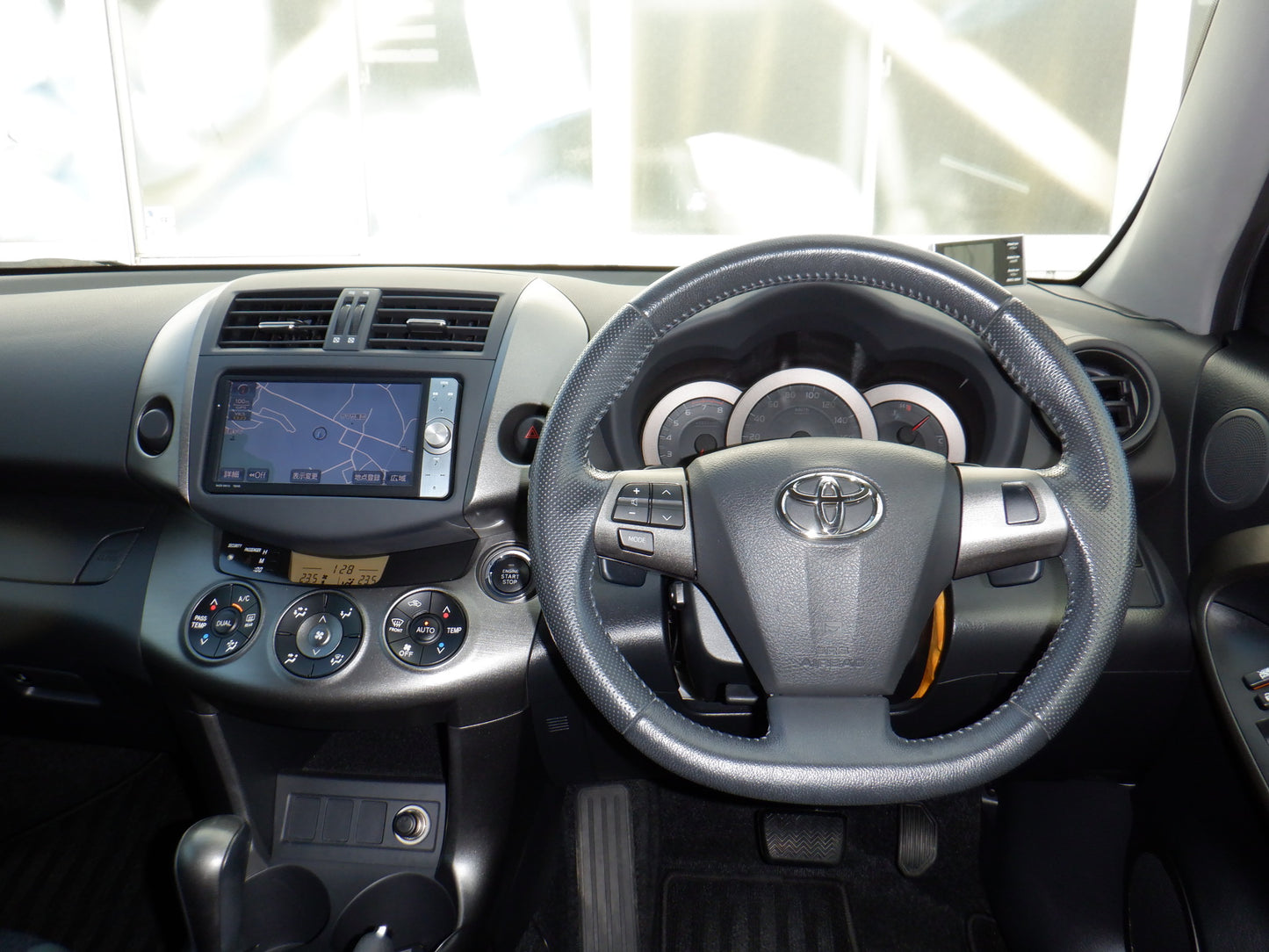 854 TOYOTA VANGUARD 2011 ACA33-5288771