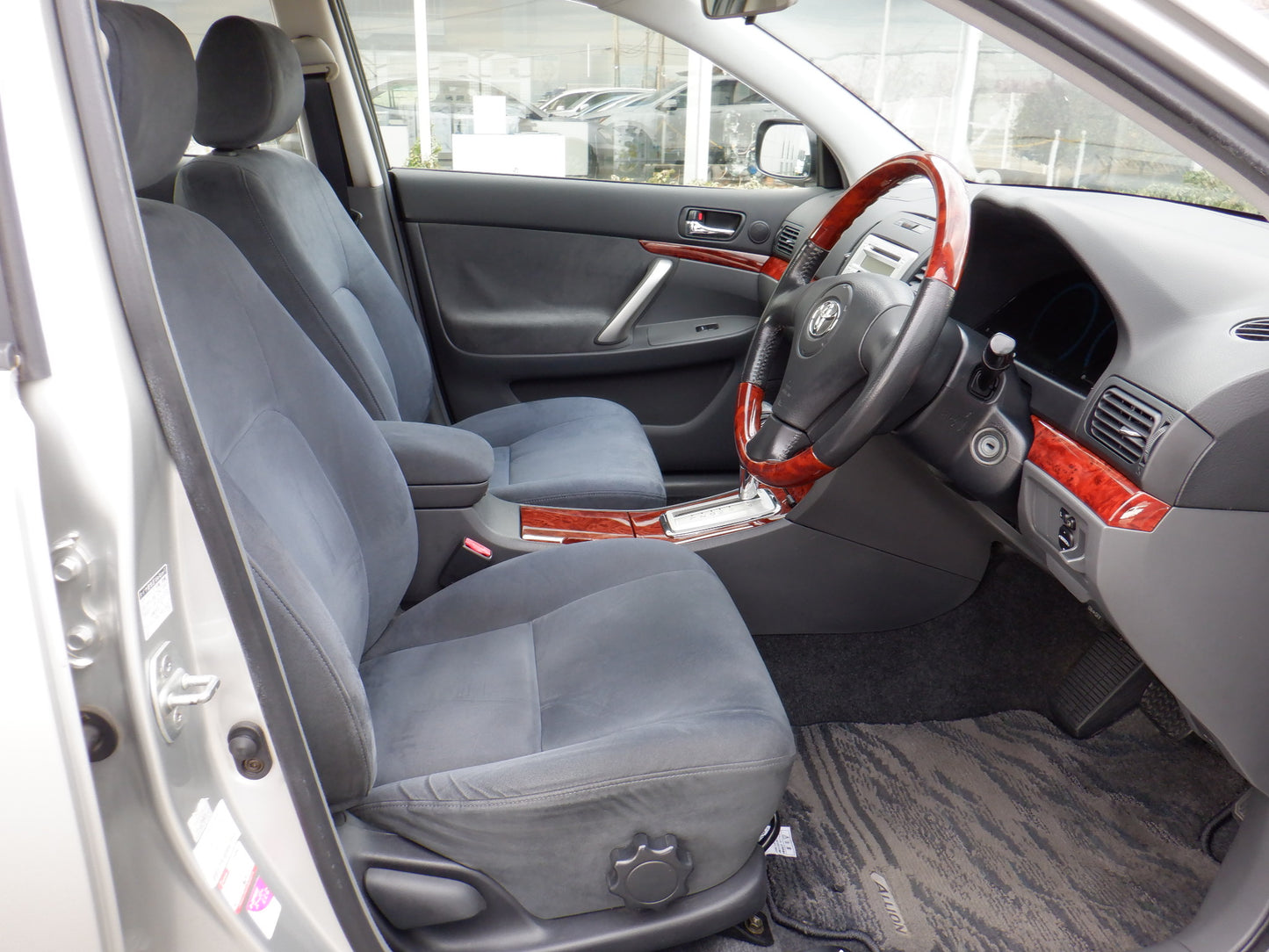 833 TOYOTA ALLION A15 G PACKAGE 2004 / Milage: 31,300 Km