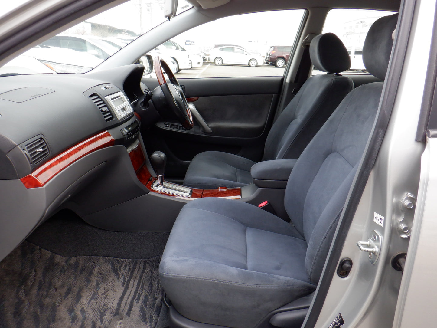 833 TOYOTA ALLION A15 G PACKAGE 2004 / Milage: 31,300 Km